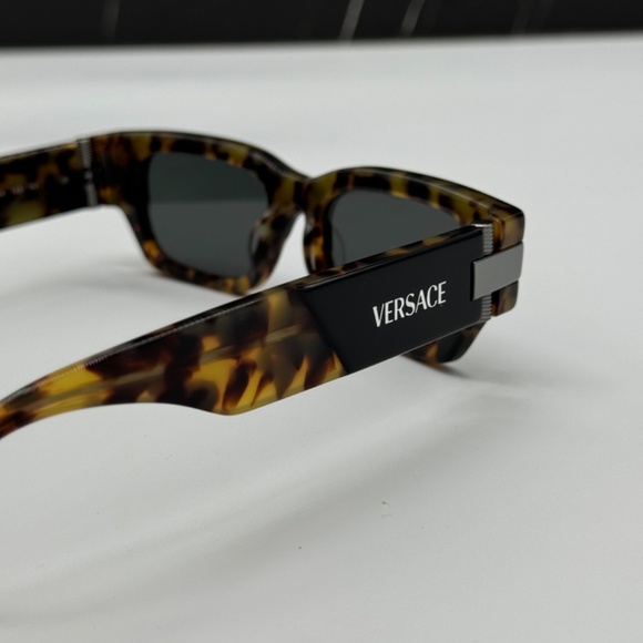 NEW VE4465 5456/87 VERSACE SQUARE MOD 4465 UNISEX SUNGLASSES VE4465 5456/87 - Picture 7 of 10